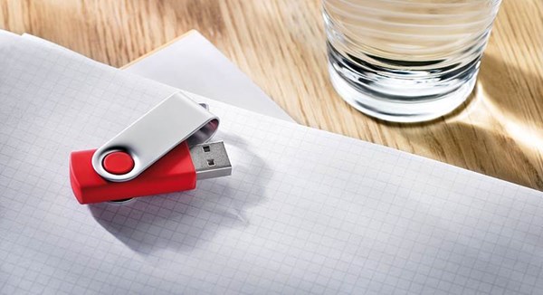 Obrázky: Twister Techmate červeno-stříbrný USB disk 4GB, Obrázek 4