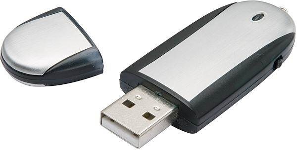 Obrázky: Memory stříbrno-černý USB flash disk, krytka  4GB