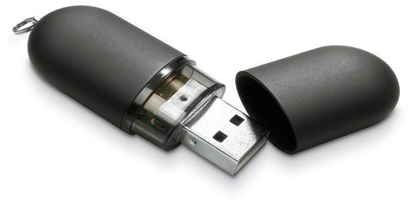 Obrázky: Infocap černý oválný USB flash disk s očkem, 4GB