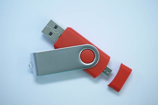 Obrázky: ROTATE  OTG flash disk 4GB s mikro USB, červený, Obrázek 2