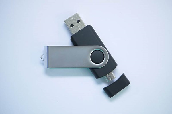 Obrázky: ROTATE  OTG flash disk 4GB s mikro USB, černý