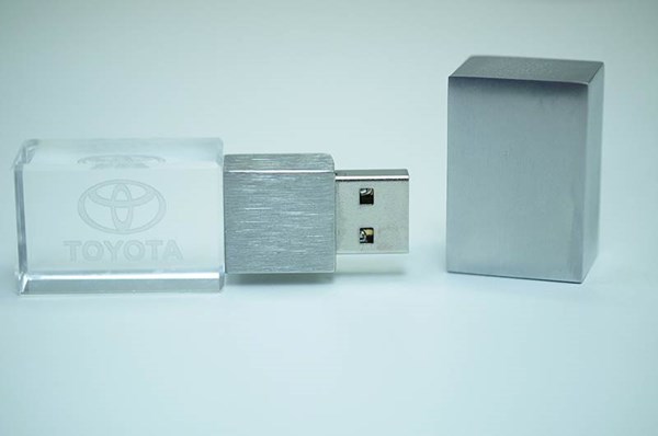 Obrázky: CRYSTAL USB flash disk 4GB s LED světlem