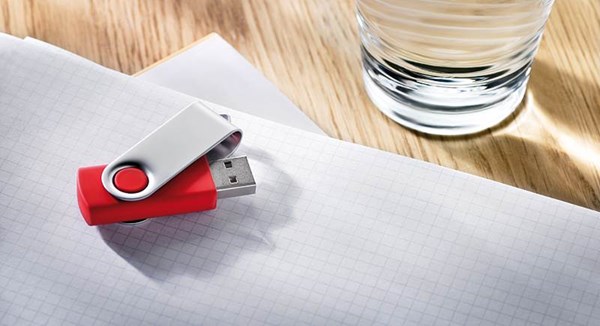 Obrázky: Twister Techmate červeno-stříbrný USB disk 8GB, Obrázek 4