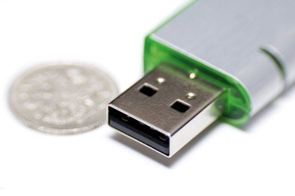Obrázky: Netlink zelený USB flash disk - LED indikátor 2GB, Obrázek 2