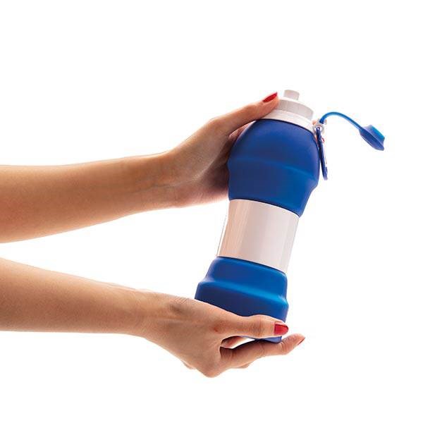 Obrázky: Modrá skládací silikonová sportovní láhev 580 ml, Obrázek 2