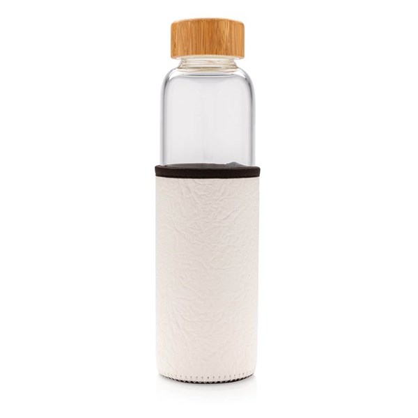Obrázky: Skleněná láhev ve vzorovaném PU obalu, 550ml, bílá