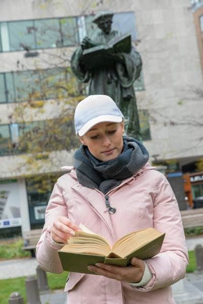 Obrázky: Bílá 6 dílná čepice z recyklované bavlny 190g, Obrázek 11