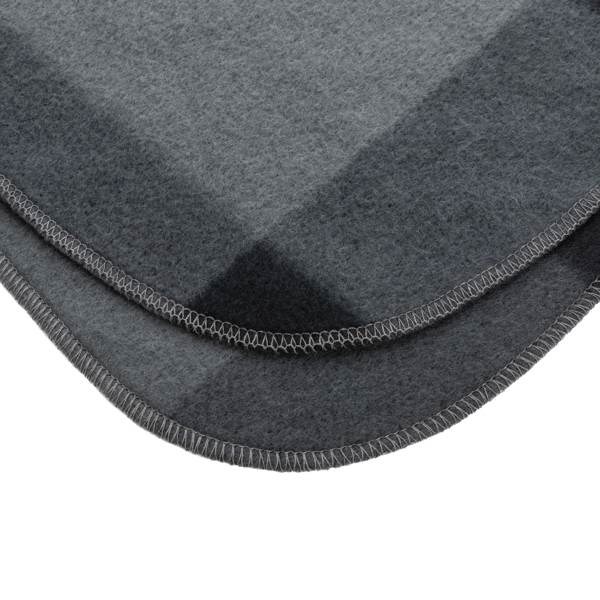 Obrázky: Šedo-černá kostkovaná fleecová deka, Obrázek 2