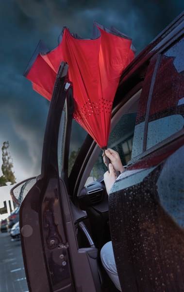 Obrázky: Červený reverzní deštník ze 190T rPET, manuální, Obrázek 8