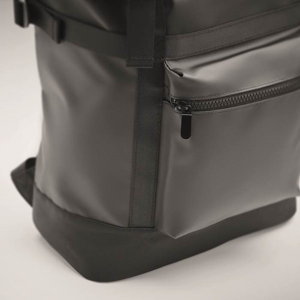 Obrázky: Černý rolovací batoh z tarpaulinu s vnější kapsou, Obrázek 6