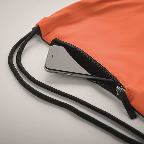Obrázky: Oranžový lesklý stahovací batoh s boční kapsou, Obrázek 4