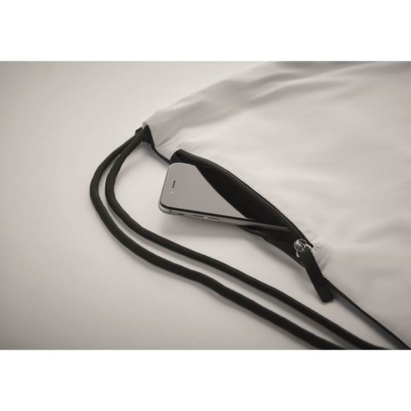Obrázky: Bílý lesklý stahovací batoh s boční kapsou, Obrázek 4