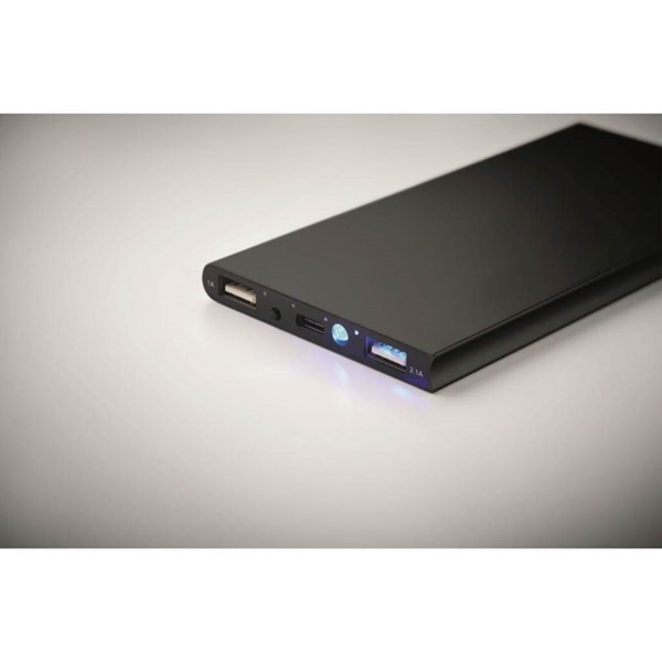 Obrázky: Černá powerbanka 8000 mAh z recykl. hliníku, Obrázek 4