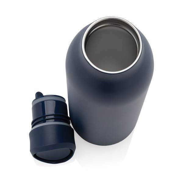 Obrázky: Modrá láhev na vodu 600ml z recykl. nerez oceli, Obrázek 5