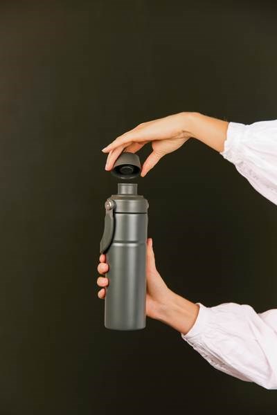 Obrázky: Termoska s držadlem 600 ml z recykl. oceli, zelená, Obrázek 11