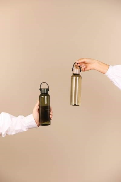 Obrázky: Transparentní béžová láhev na vodu z RPET 550 ml, Obrázek 9