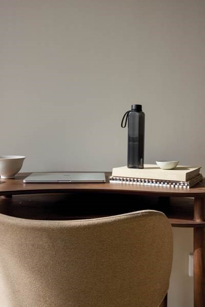 Obrázky: Transparentní černá láhev na vodu 500 ml z RCS RPET, Obrázek 3