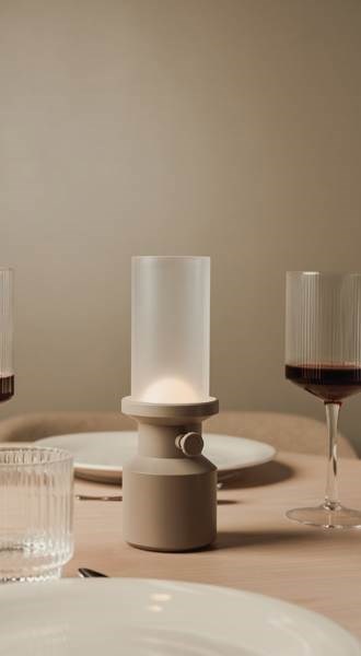 Obrázky: Dobíjecí béžová stolní lampa z RCS, Obrázek 5