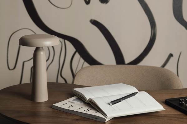 Obrázky: Dotyková stolní lampa z RCS, béžová, Obrázek 5