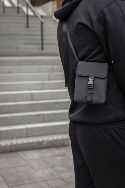 Obrázky: Praktická taška VINGA Baltimore z RCS, černá, Obrázek 10