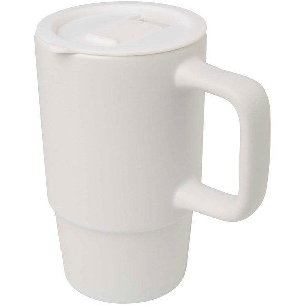 Obrázky: Bílý keramický hrnek 450 ml s plastovým víkem