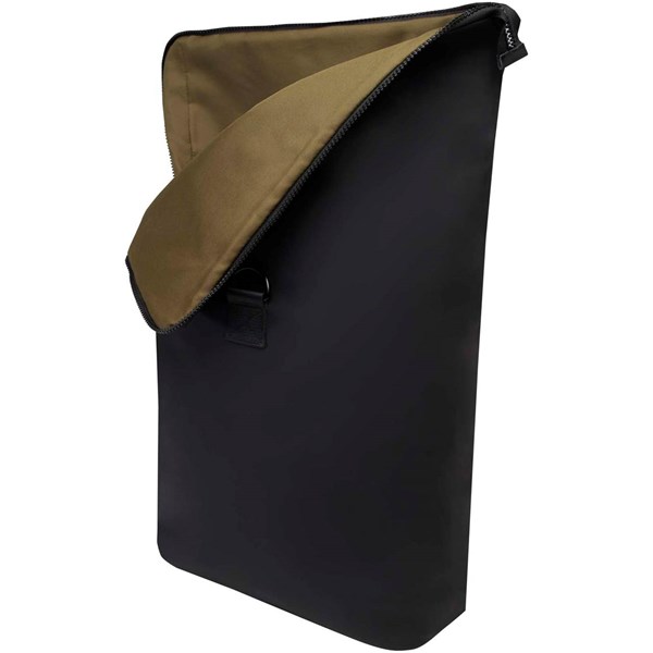 Obrázky: Černý recyklovaný rolovací batoh 12L na notebook, Obrázek 3