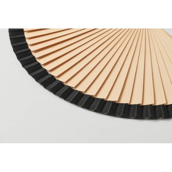 Obrázky: Dřevěný vějíř s černým okrajem, Obrázek 5