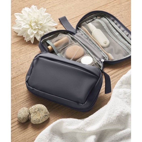 Obrázky: Modrá toaletní taštička 600D RPET, Obrázek 8