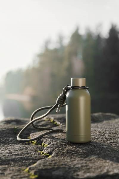 Obrázky: Nerez láhev VINGA z RCS s popruhem, 400ml, zelená, Obrázek 6