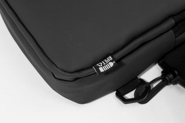 Obrázky: Nepromokavá crossbody RPET taška, šedá, Obrázek 5