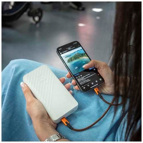 Obrázky: Xtorm Go2 20W 20000mAh powerbanka, bílá, Obrázek 5