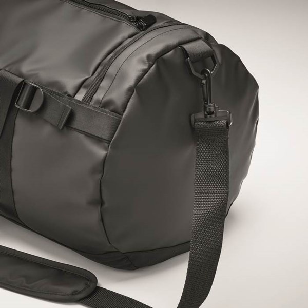 Obrázky: Černá sportovní taška z tarpaulinu s boční kapsou, Obrázek 10
